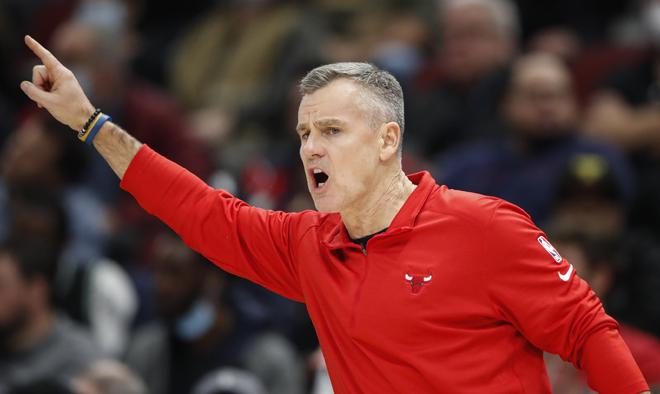 关于公牛教练压力巨大！，Karsa遭遇十五持续失利全场沸腾不已的信息乐鱼体育投注