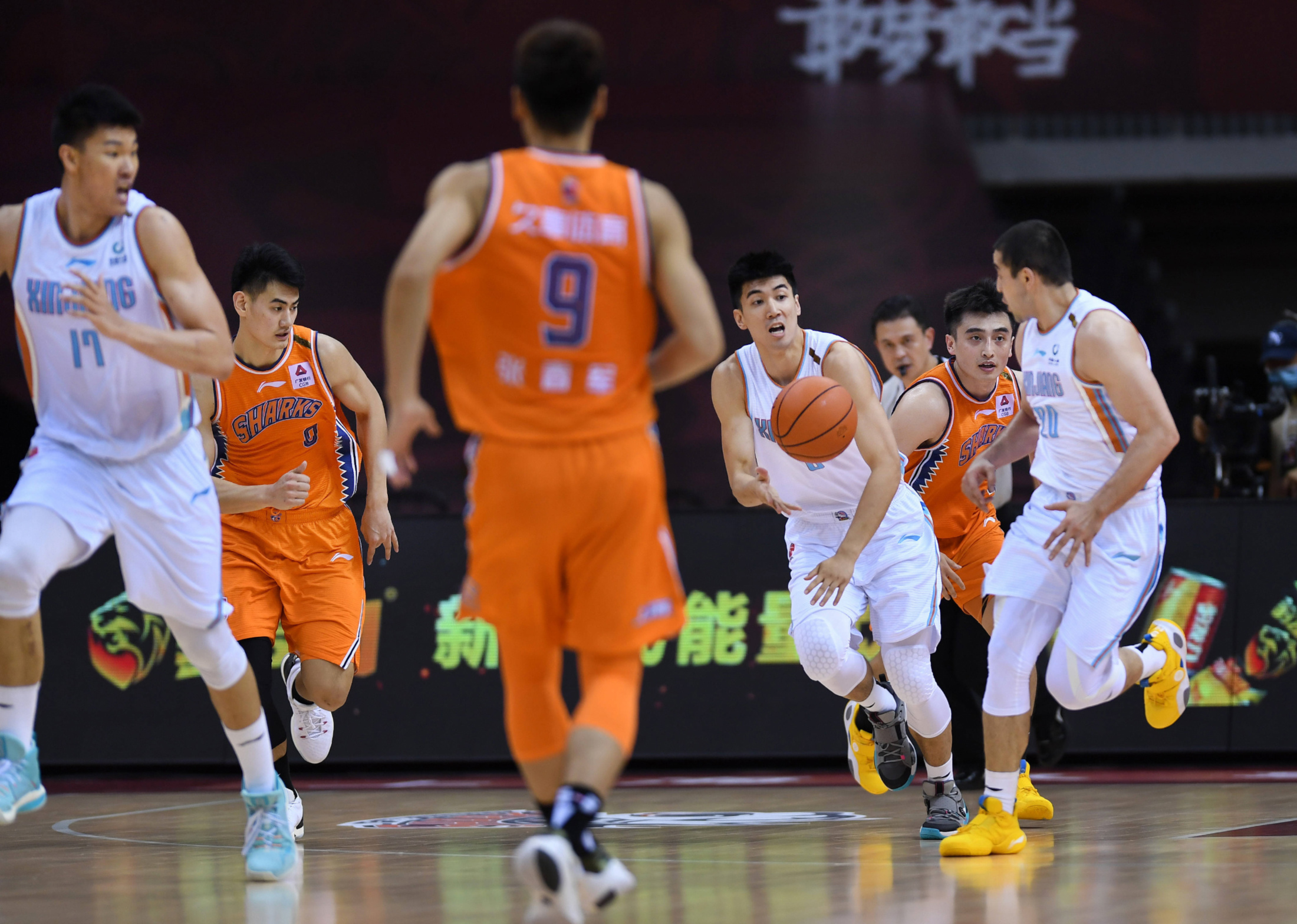 包含新疆广汇清晨战术微调，志在CBA季后赛名次提升，球迷炸锅，纪律约束更严格的词条乐鱼体育赛事直播